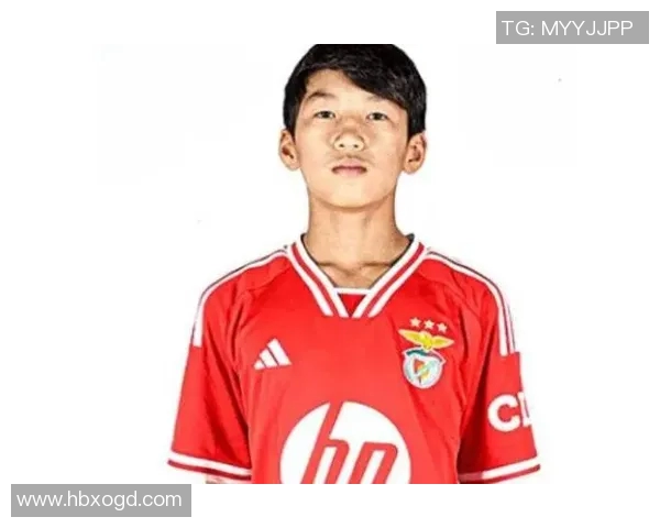 中国足球星光璀璨照亮赛场未来青年才俊崭露头角